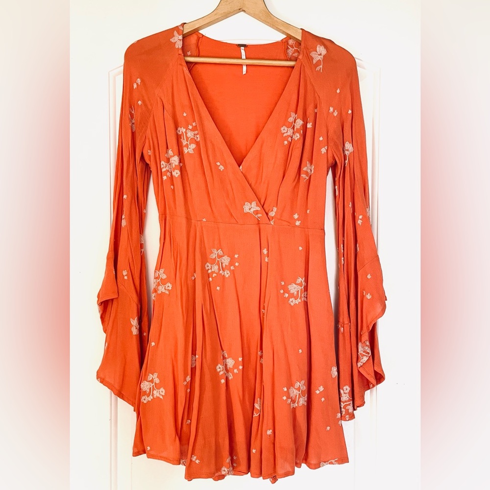 Free People Jasmine Tunic Mini Dress in Papaya Combo Bell Sleeve Size 4